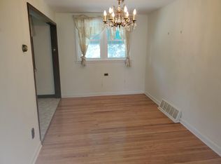 836 Gainsboro Rd, Drexel Hill, PA 19026