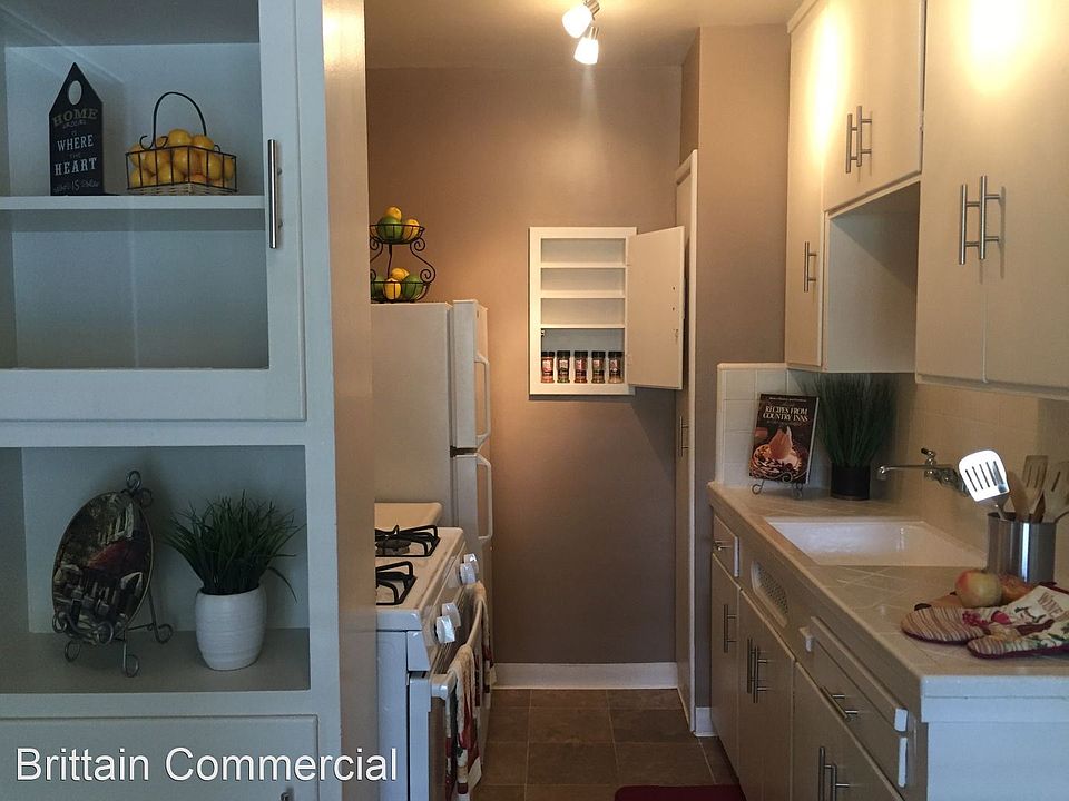 1st image of 1716 O St #1510-03