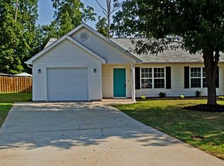 1720 Sweet Apple Ct, Fountain Inn, SC 29644