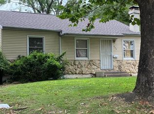 223 Presley Dr, Saint Louis, MO 63137