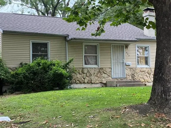 223 Presley Dr, Saint Louis, MO 63137