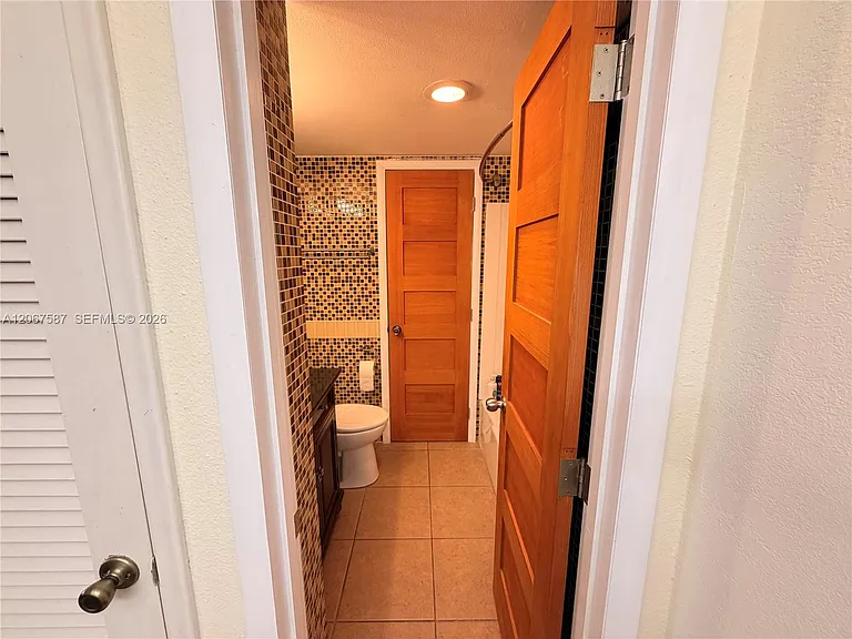 1825 S Ocean Dr #607 — Photo 18