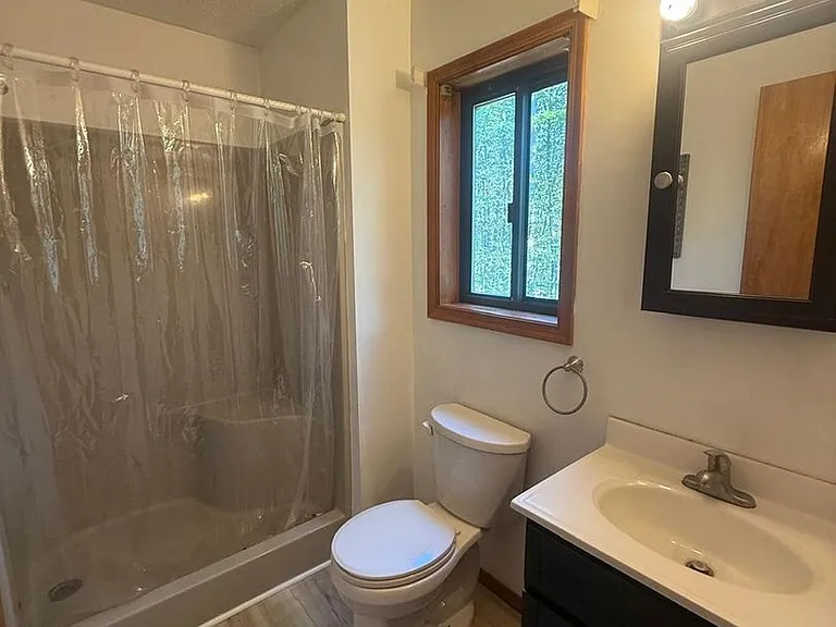 1111 Wissinoming Dr — Photo 14