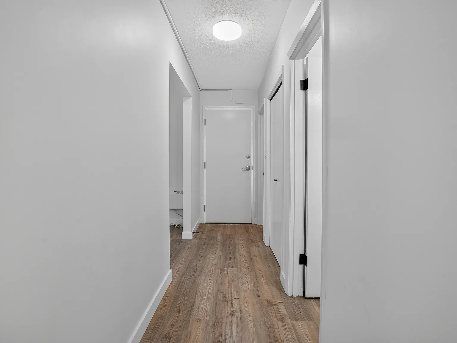 Allen Apartments — Photo 1