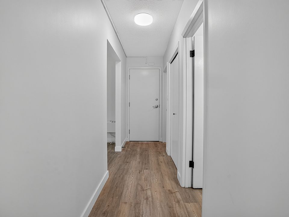 1st image of 2175 Rae St #2