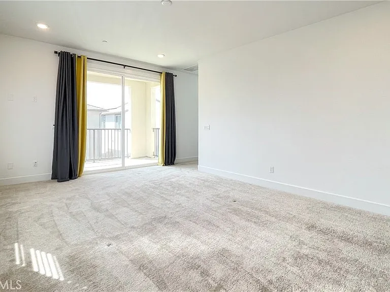 202 Zawn — Photo 14