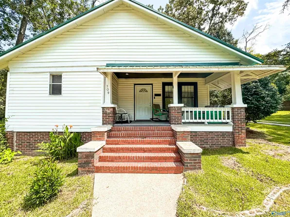 109 W Blue Mountain Rd, Anniston, AL 36201