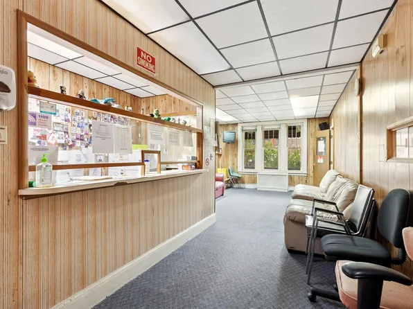 5606 Snyder Avenue image 6 of 8