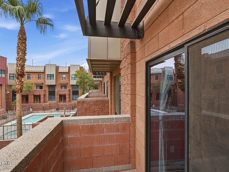 330 S Farmer Ave #126 — Photo 34