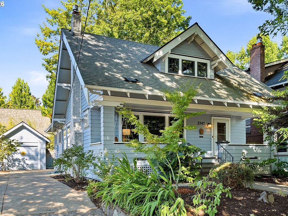 1st image of 2747 NE 15th Ave