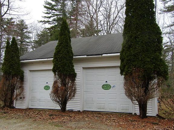 3rd image of 530 River Road