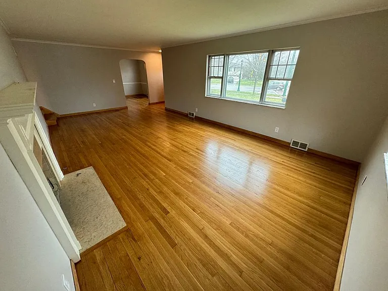 2770 Tremont Rd — Photo 6