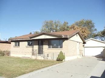 1st image of 1326 W Sunburst Dr
