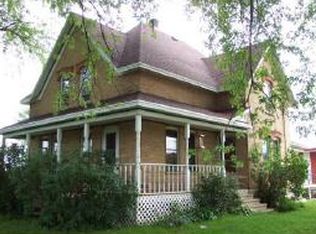 N10590 Quarterline Rd, Marion, WI 54950