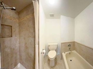 170 Smithfield Ct #1, Basking Ridge, NJ 07920