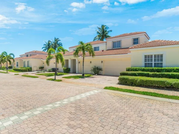 526 Commons Dr, Palm Beach Gardens, FL 33418