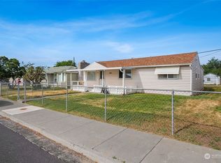 1223 Sunset St SE, Ephrata, WA 98823