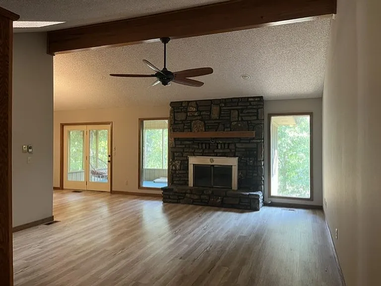 1 Curry Ln — Photo 3