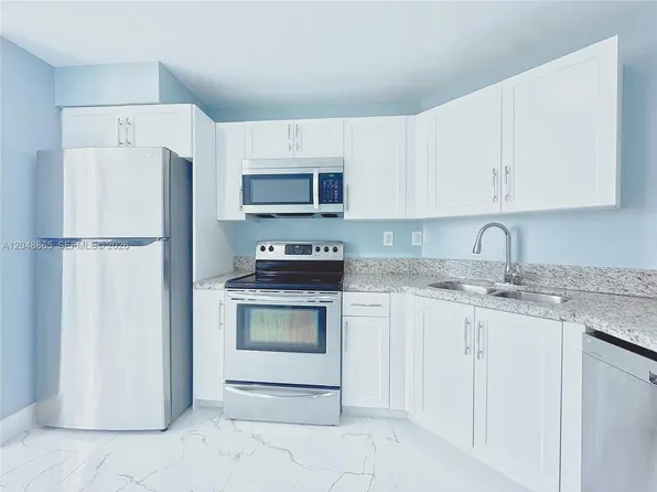 10014 Hammocks Blvd APT 201-4, Miami, FL 33196
