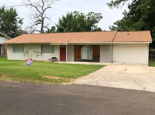 1608 Sunset Dr, Hope, AR 71801