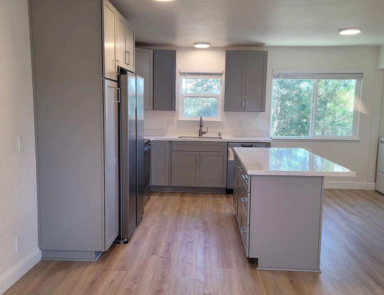2 bed, 821 sqft, $1,895 — Photo 2