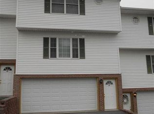 1327 Riddle Ave, Morgantown, WV 26505
