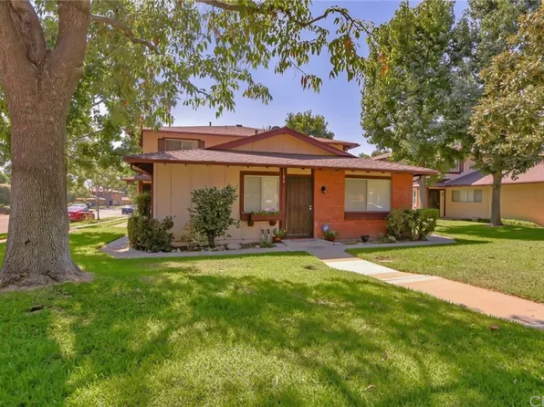 1106 W Calle De Las Estrellas APT 2, Azusa, CA 91702