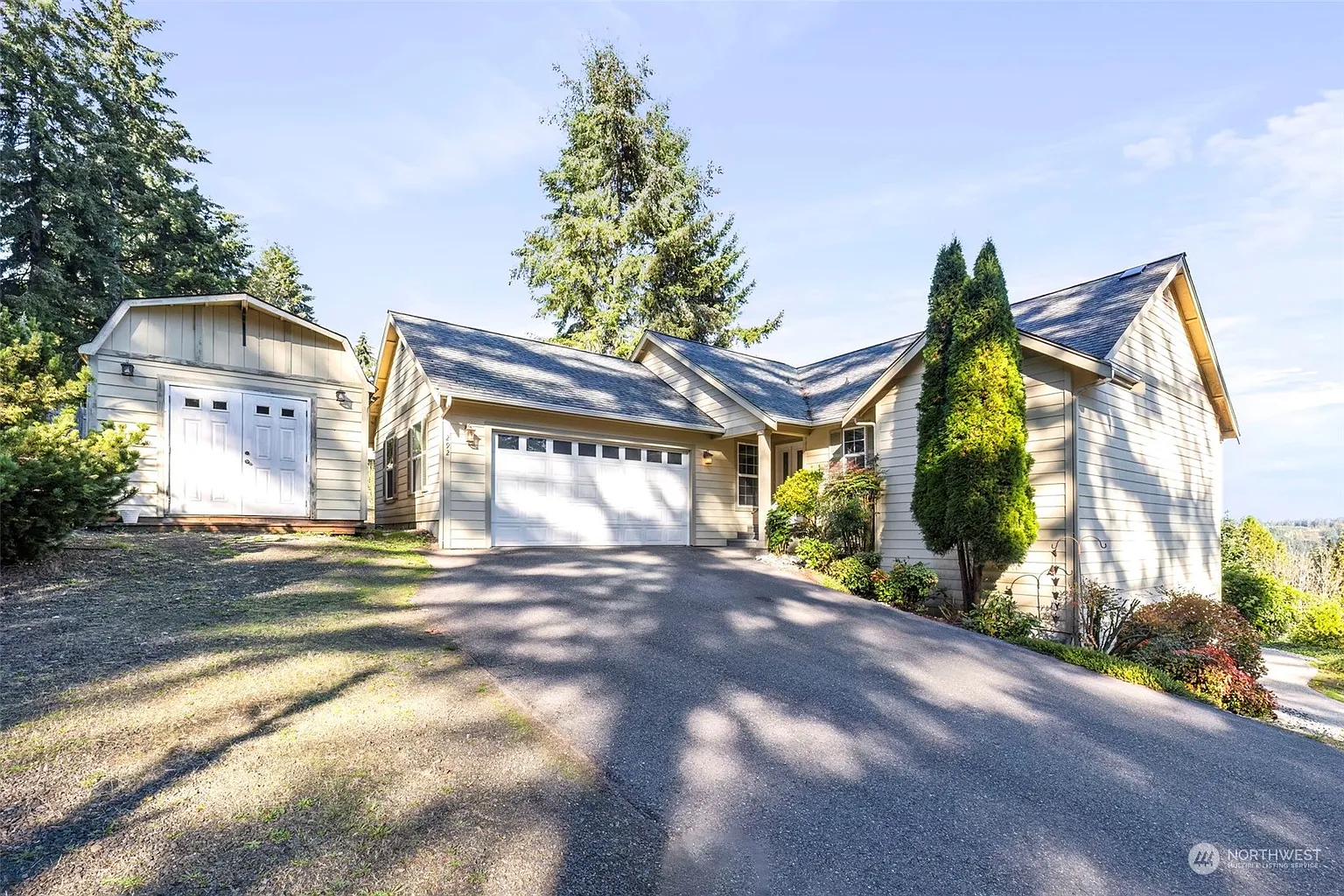 292 E Lakeland Drive photo 1