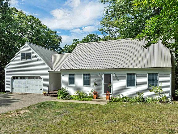 2nd image of 41 Haywagon Road