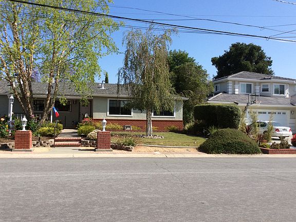 2nd image of 20685 Rodrigues Ave