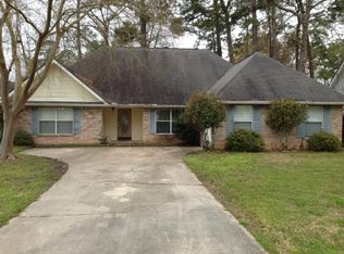 2316 Butterfly Ct, Mandeville, LA 70448