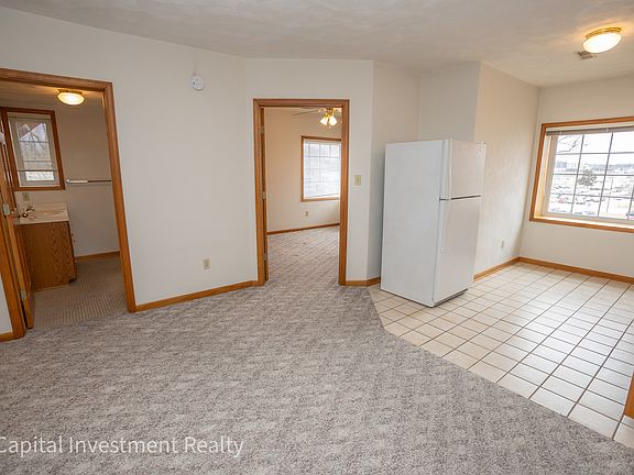 4th image of 201 W McCarty St #11332417
