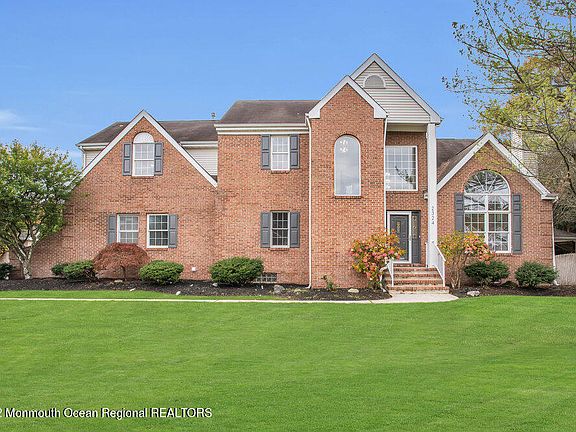 2nd image of 2324 Owen Court