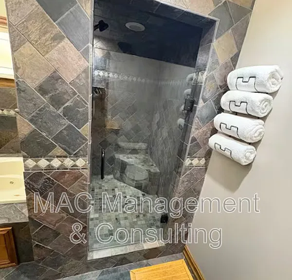 335 N Peachtree Ave #3 — Photo 5