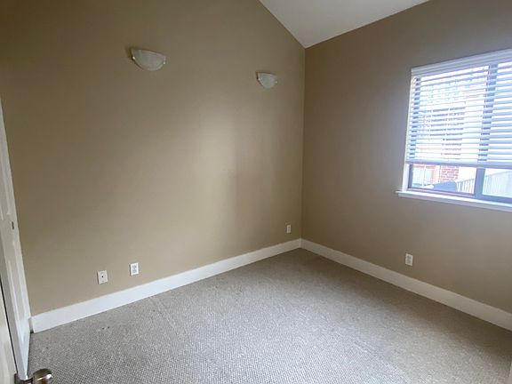 3rd image of 741 Ellis St APT 8
