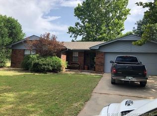 299 W Chambers Rd, McAlester, OK 74501