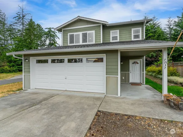 7737 Blarney Stone Place NW, Silverdale, WA 98383