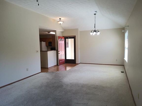 3rd image of 2604 Allister Cir
