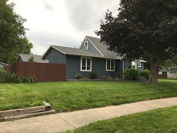 4th image of 810 S Lincoln St