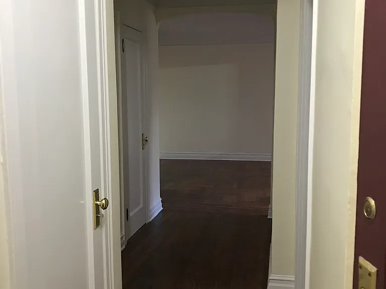 7915 35th Ave #1B — Photo 3