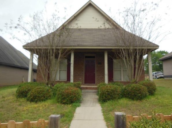 111 Martha George Hall Dr