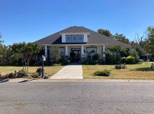 8 Persimmon Ridge Dr, Greenbrier, AR 72058