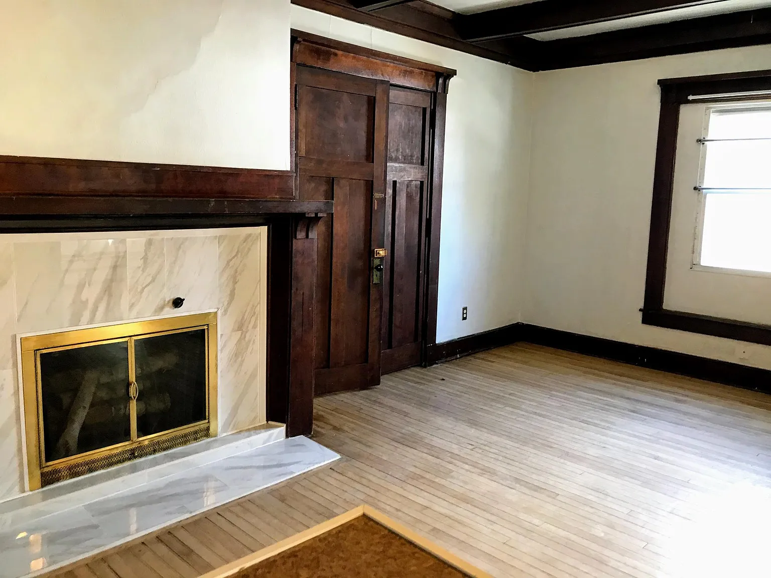 149 E Gilman St — Photo 2