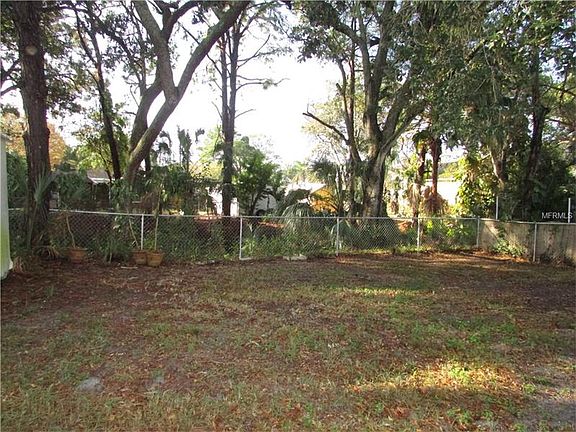 4th image of 7326 Canal Blvd