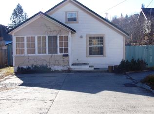 352 N 10th St, Klamath Falls, OR 97601