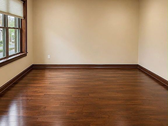 3rd image of 6610 149th St APT 1A