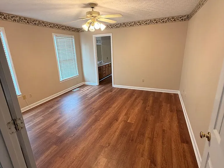 711 Marlin Ln — Photo 14