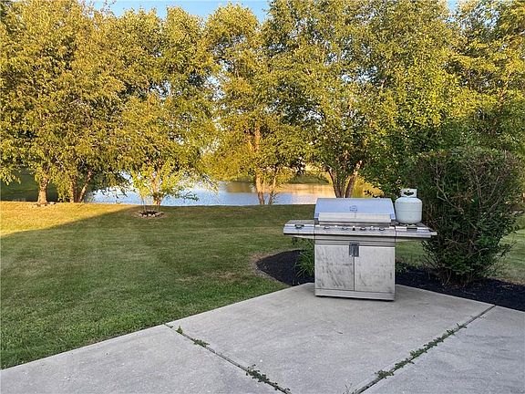 3rd image of 14339 Holly Berry Cir