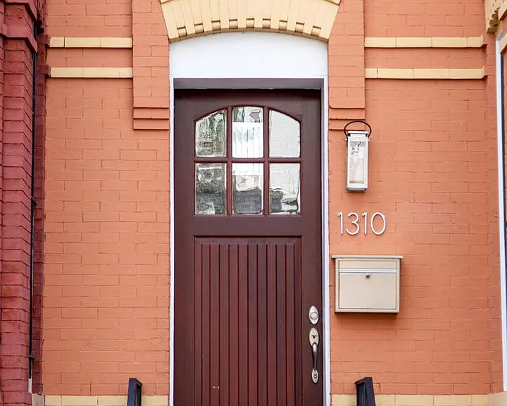 1310 Riggs St NW — Photo 4