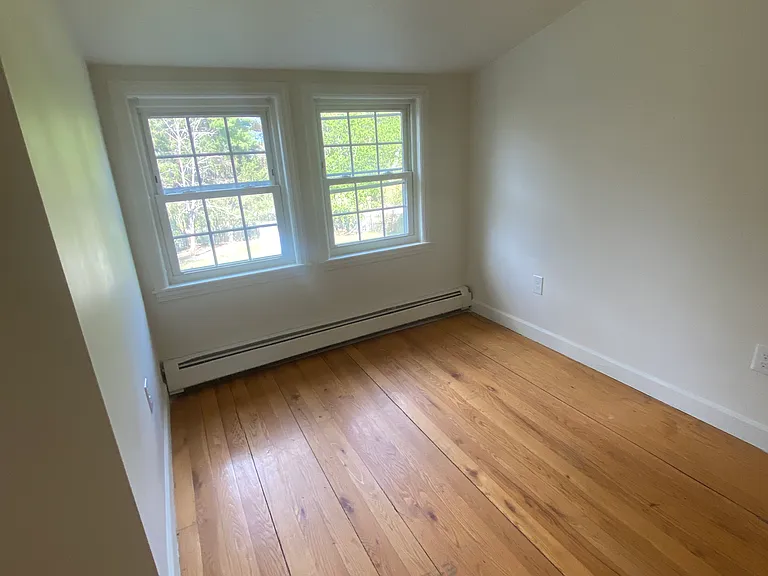 491 Prospect St — Photo 13